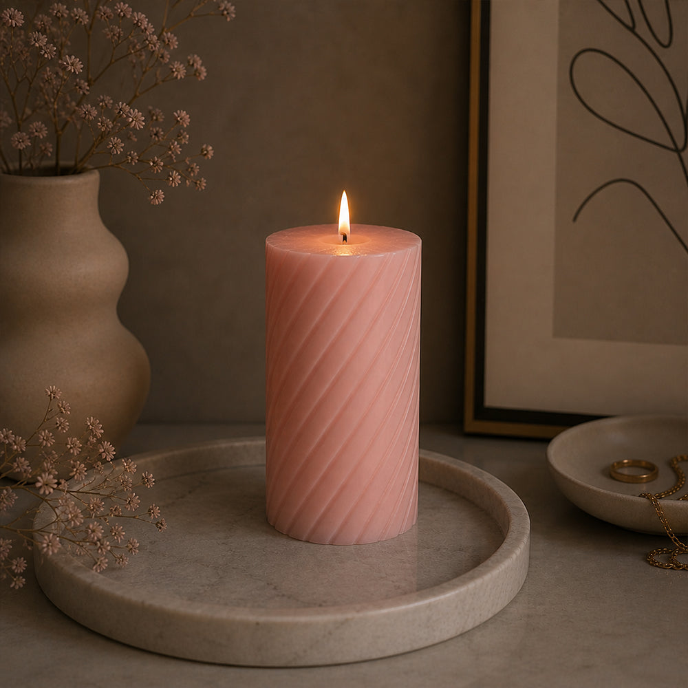 Vela Pilar Rústica Frisada 130x68mm Rosa Nublado 60h