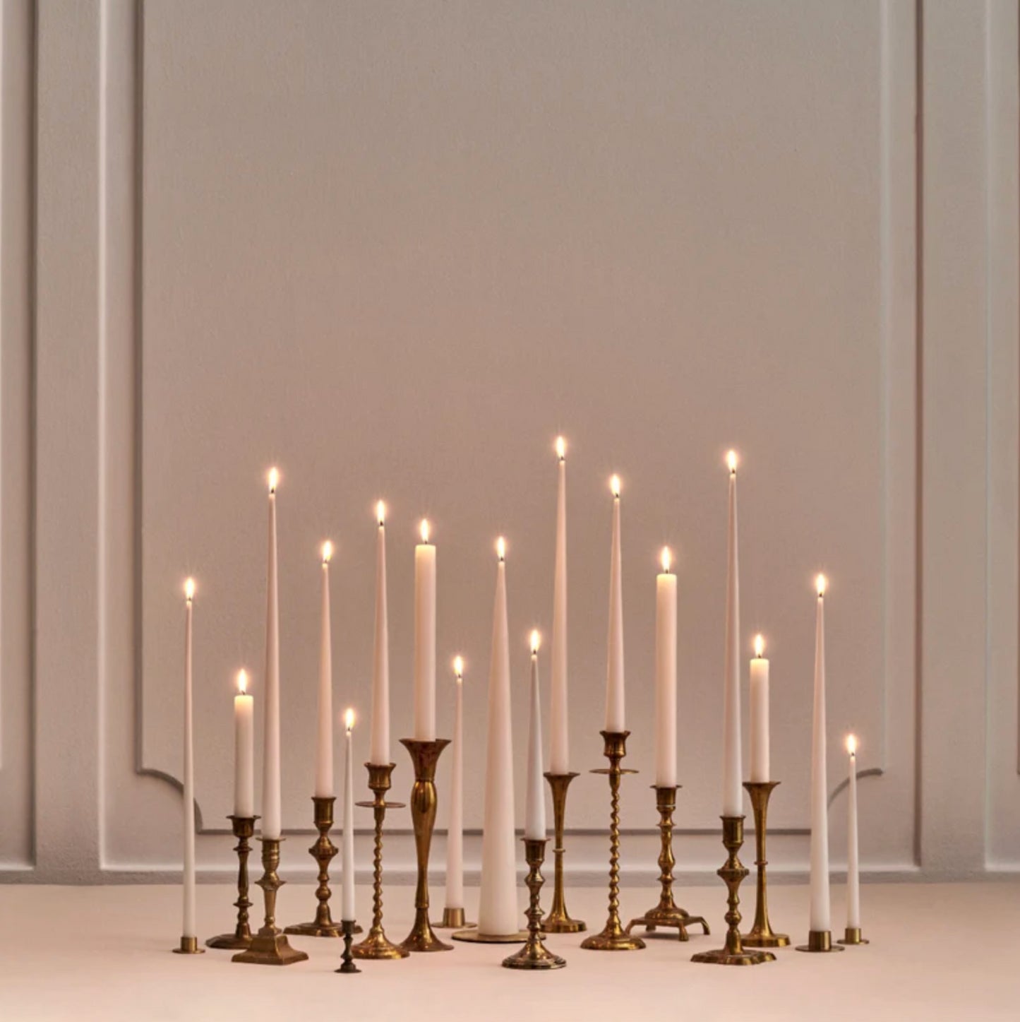 Vela Cónica Rústica 270x23mm Pack.9 Rosa Enevoado 13h