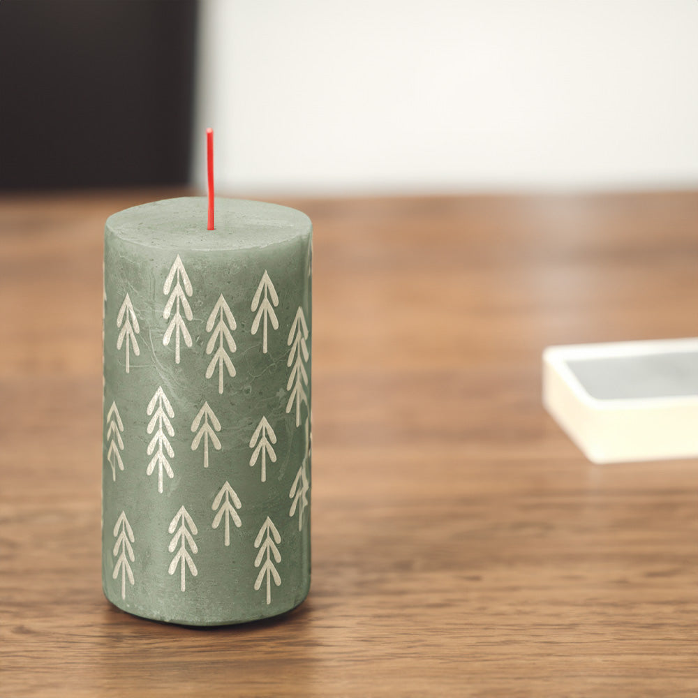 Vela Pilar Rústica Natal 130x68mm Verde Seco 60h